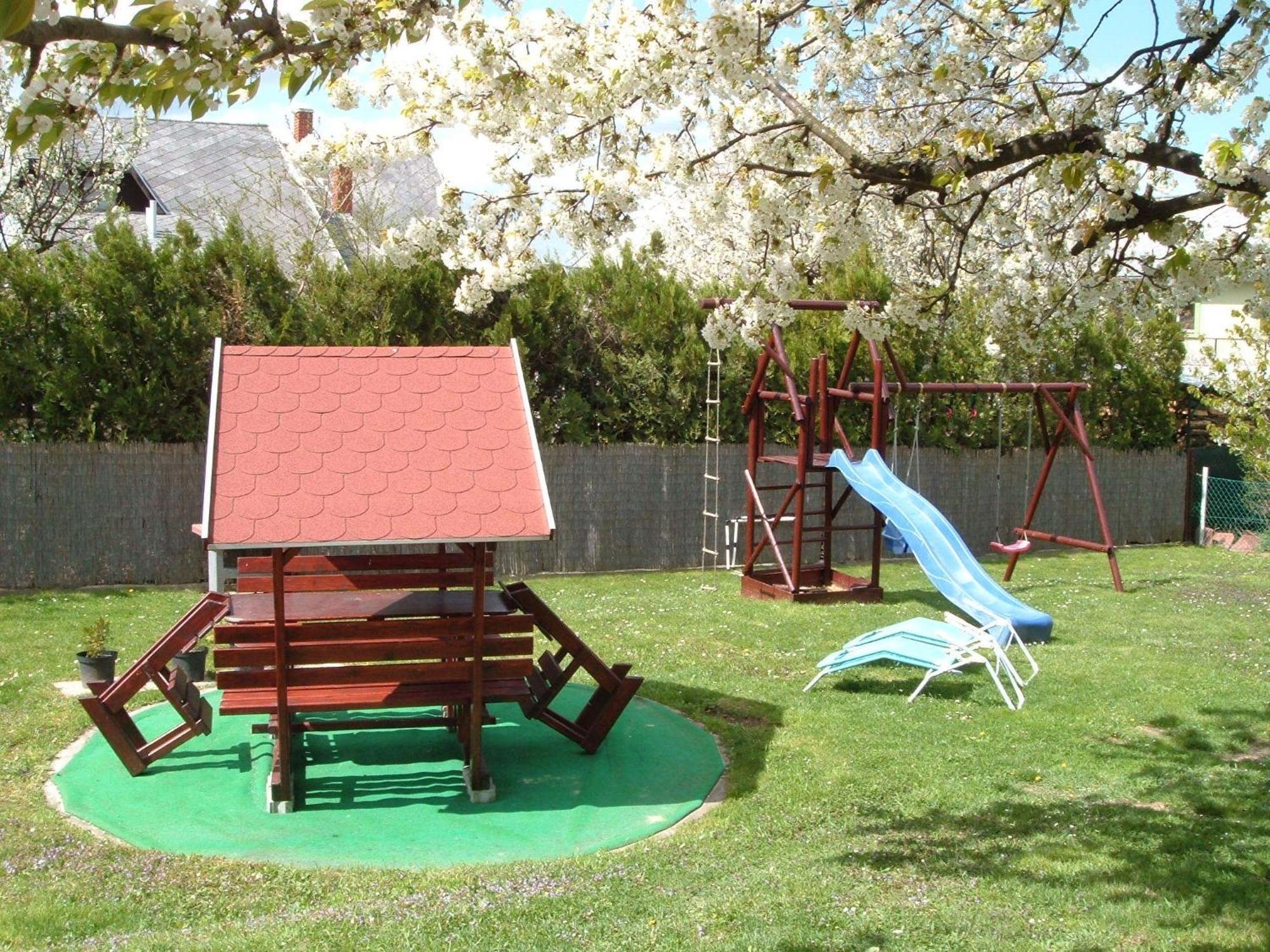 Apartman Heviz Holiday Buitenkant foto