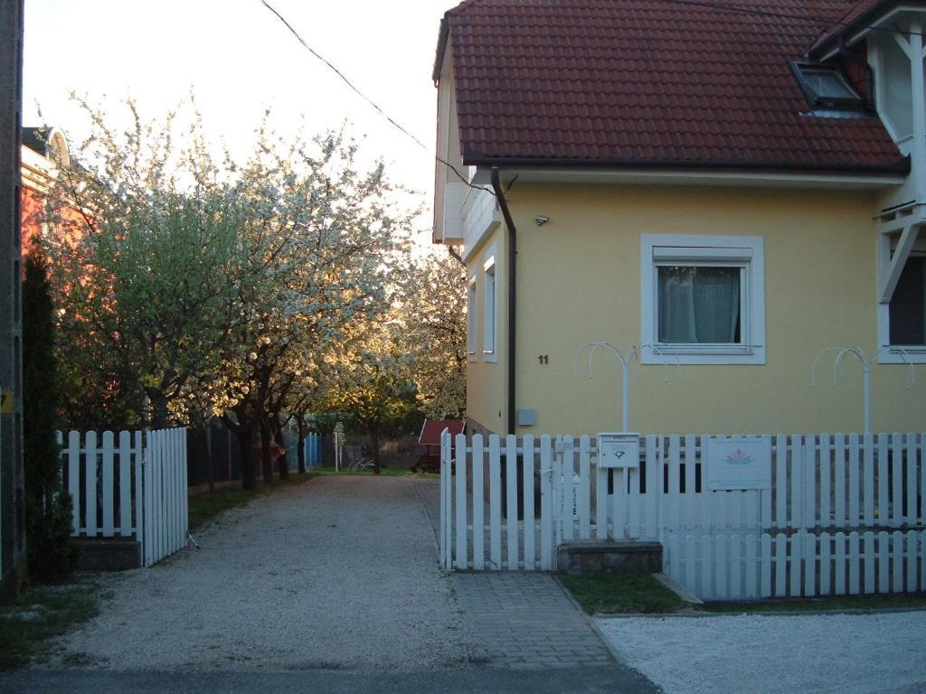 Apartman Heviz Holiday Buitenkant foto